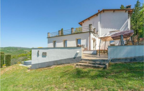 Stunning home in San Donato with WiFi and 3 Bedrooms San Donato